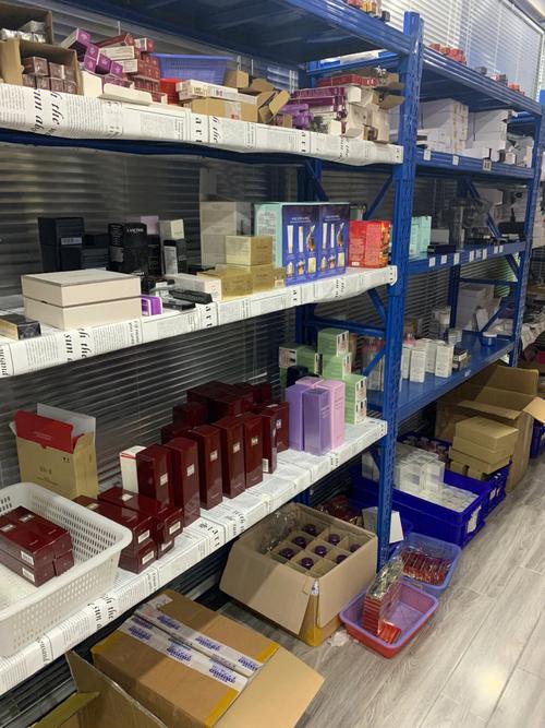 明通化妝品批發城實力店家 日用百貨銷售新標桿